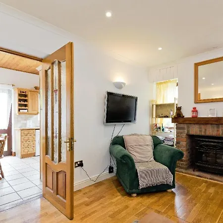 Homestay Airport Comfy House Dublin